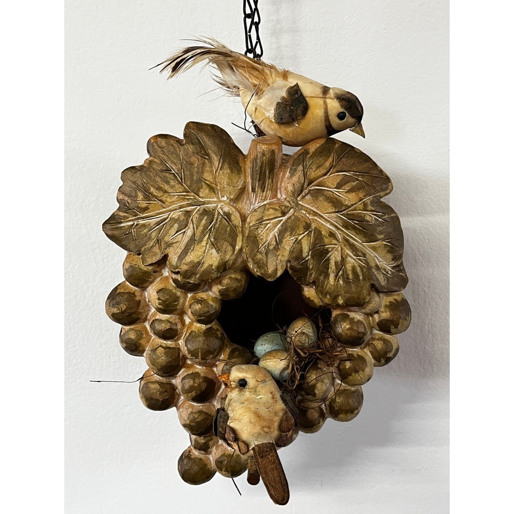 Vtg-Style Grape Cluster Birdhouse Hanging Decor Feathers Nest Resin 8x5.75"